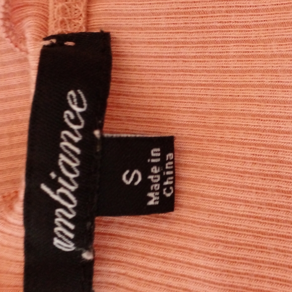 Ambience: Top - Picture 6 of 7